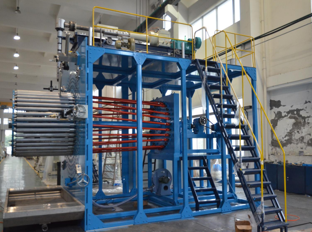 Rozdiel medzi vytláčaním vlnitých rúr s dvojitou stenou a vytláčaním jednostenných vlnitých rúr