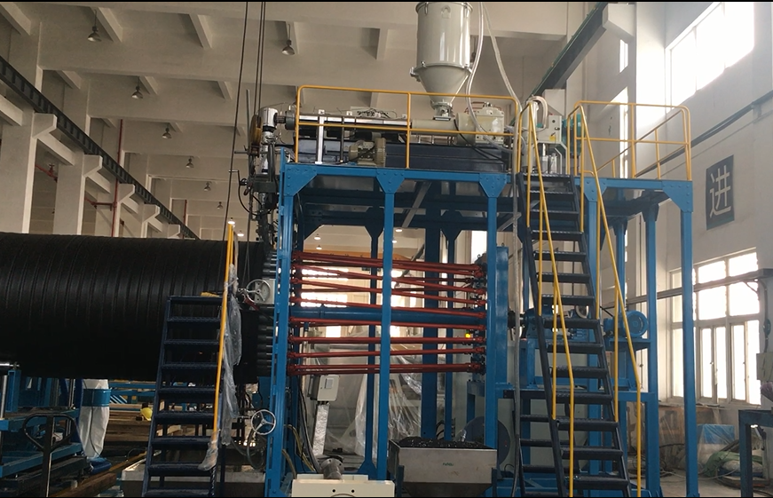 Výroba HDPE navíjacej rúrky s veľkým priemerom